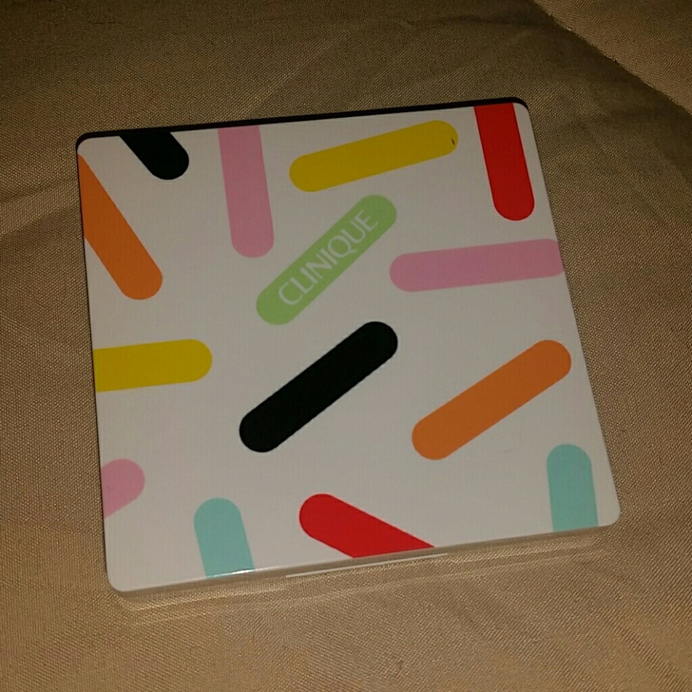 Clinique Eye Shadow and Blush Compact